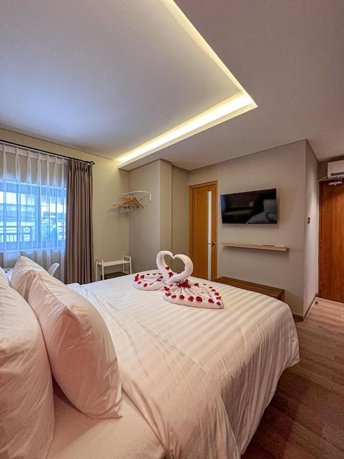 Lugano Arte Homestay Jakarta Extérieur photo