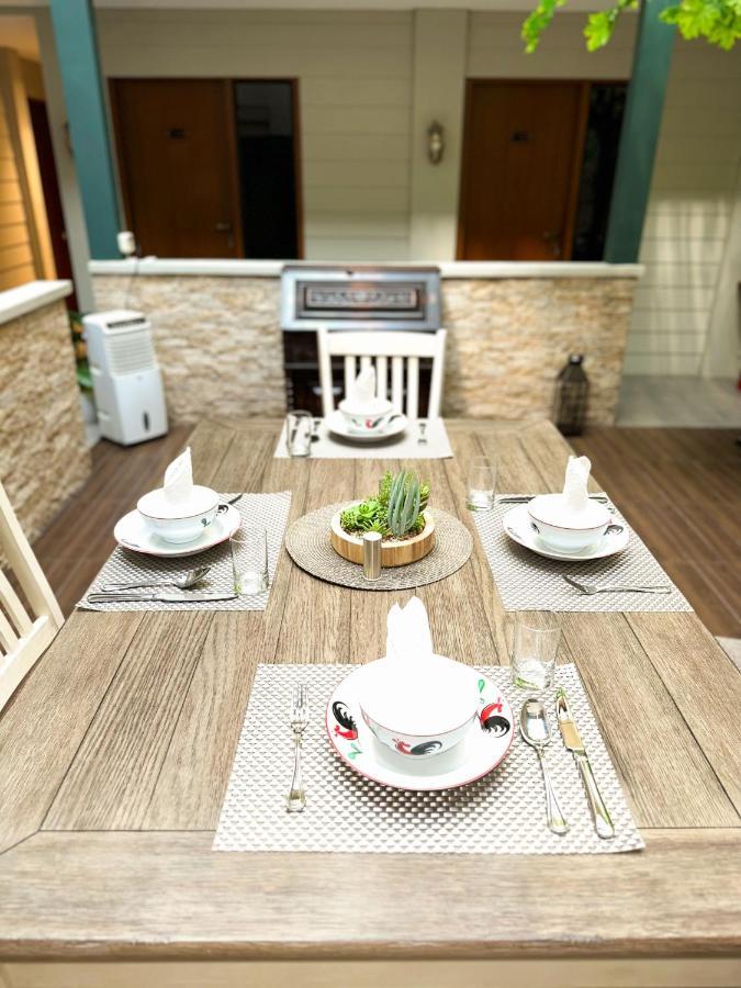 Lugano Arte Homestay Jakarta Extérieur photo