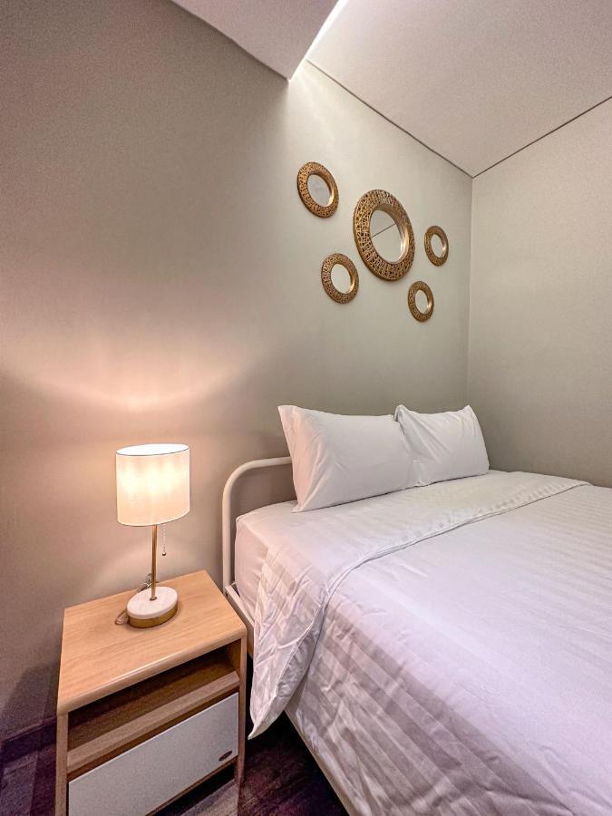 Lugano Arte Homestay Jakarta Extérieur photo