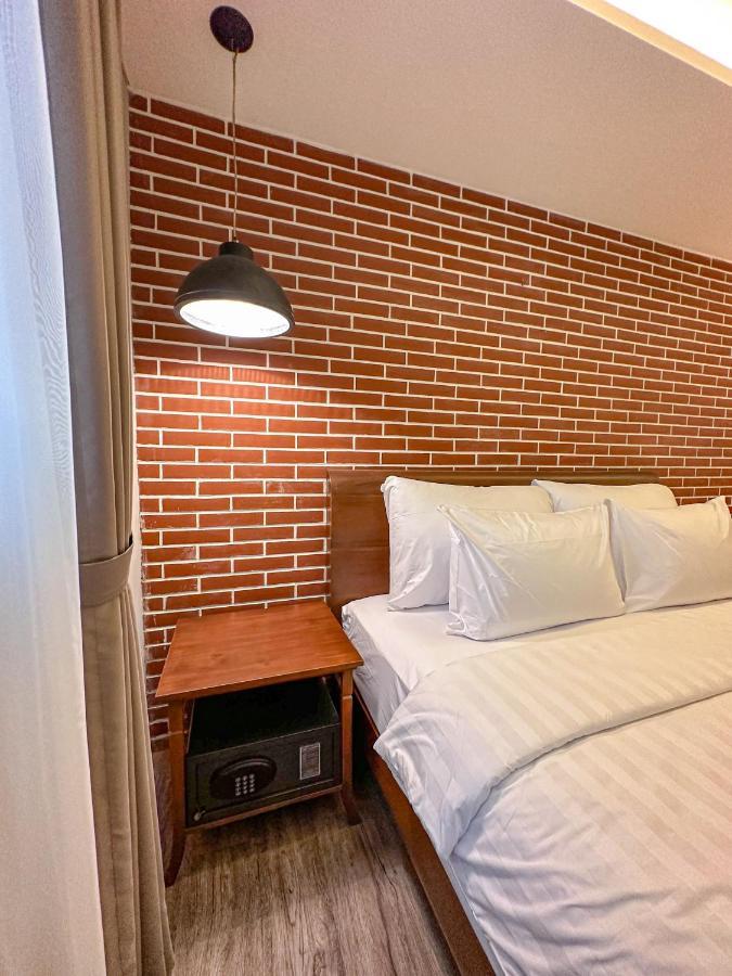 Lugano Arte Homestay Jakarta Extérieur photo