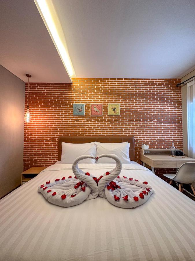 Lugano Arte Homestay Jakarta Extérieur photo