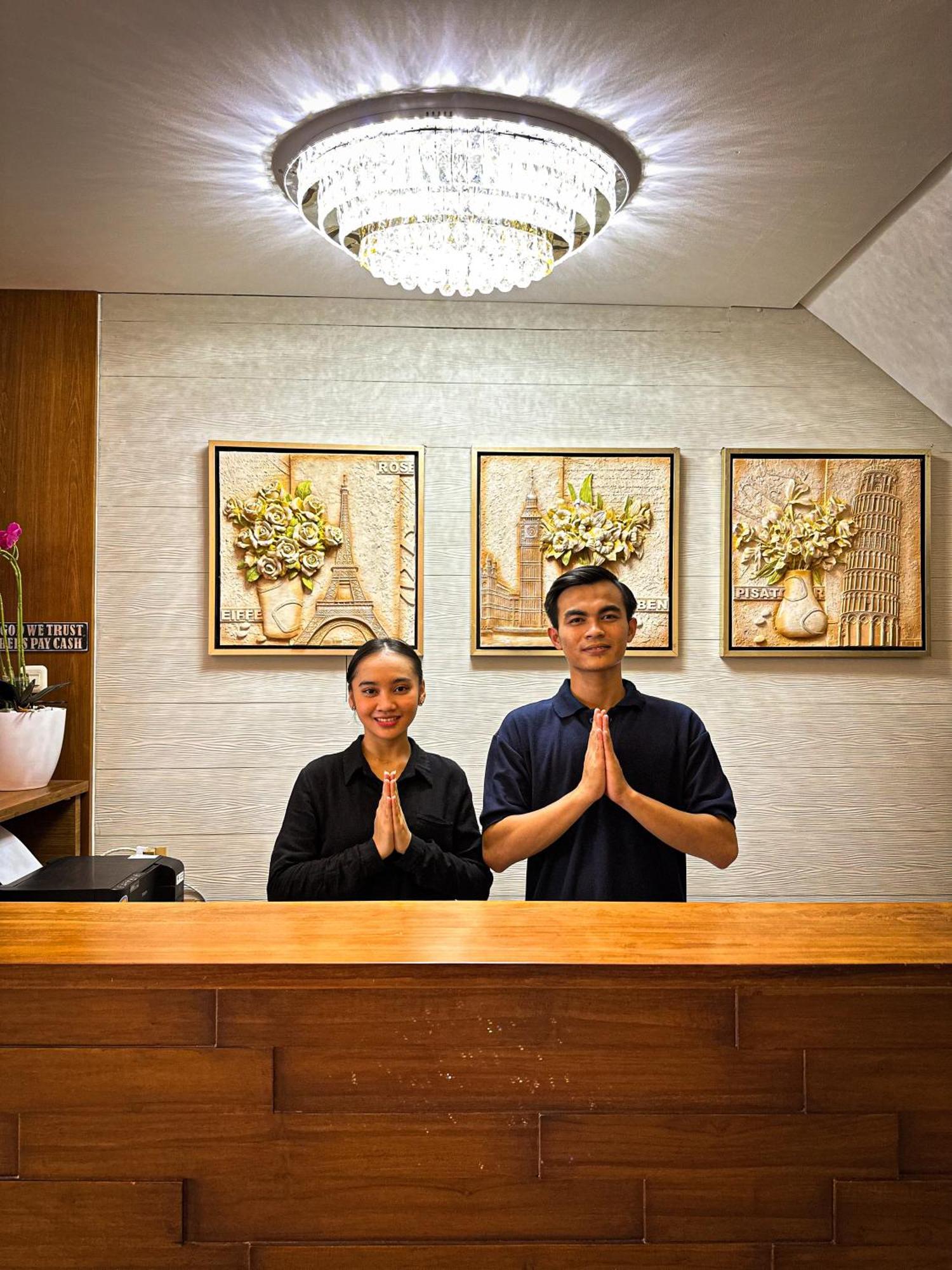 Lugano Arte Homestay Jakarta Extérieur photo